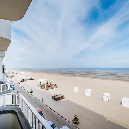 On Belgian Coast With Sea View Appartement